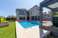 Villa en Oliva - Villa Gaudi 12H