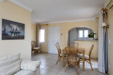 Apartment in Oliva - Club Sevilla IV 4B