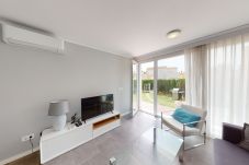 Bungalow in Oliva - Malibu Beach III 18