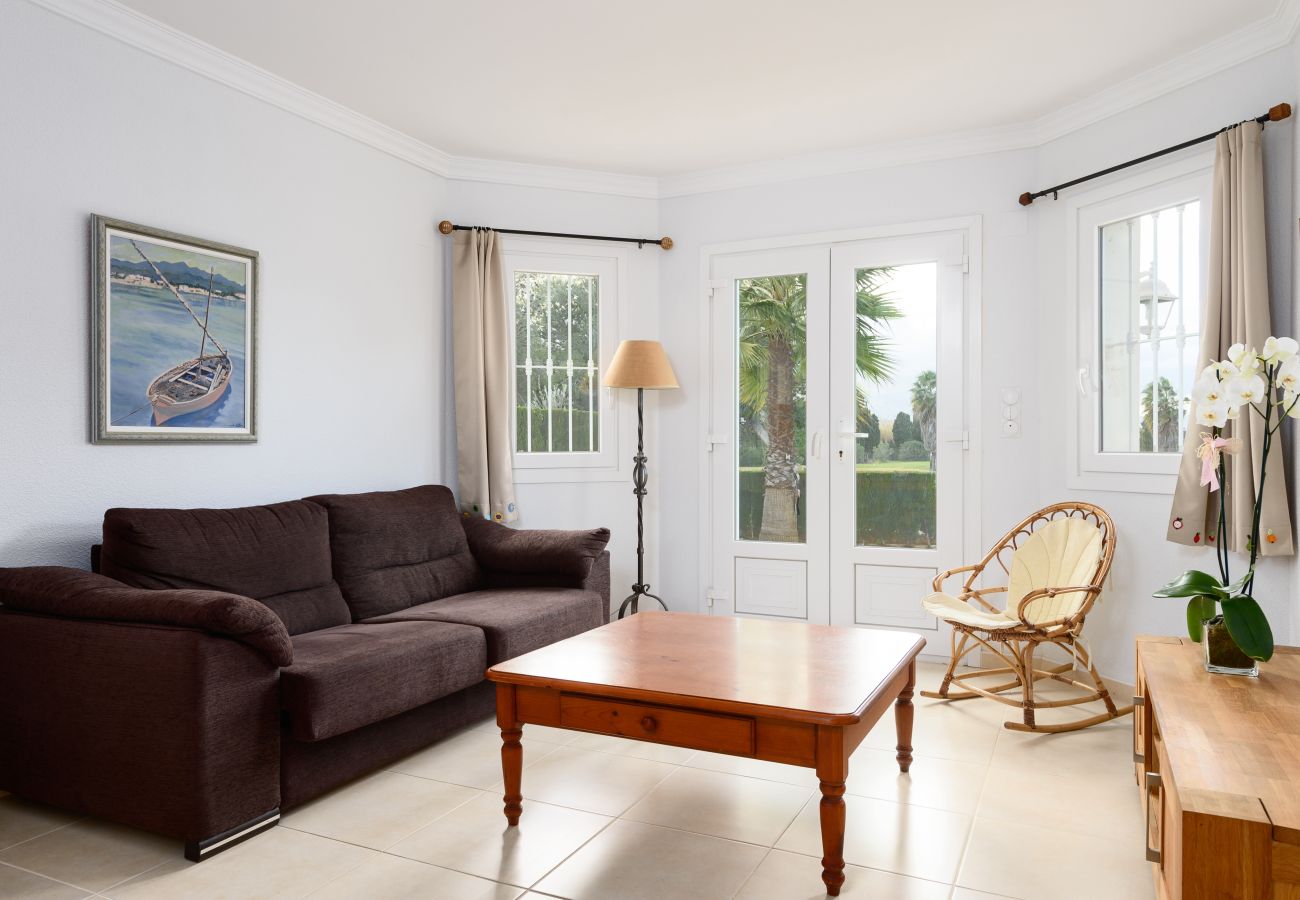 Bungalow in Oliva - Malibu Beach III 9